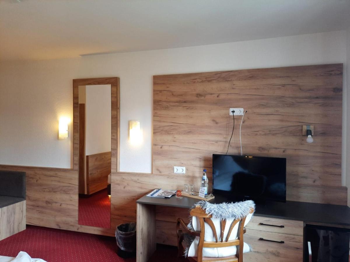 Hotel Haus Krone Bexbach المظهر الخارجي الصورة